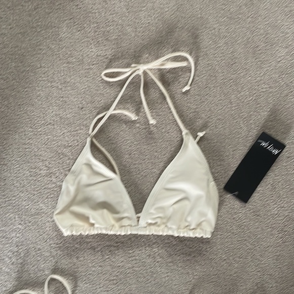 Cream triangle bikini set - Picture 3 of 3